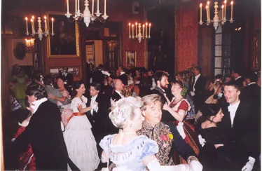 Mai 2004 : "Bal des Fleurs" au château de Breteuil