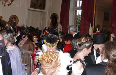 Mai 2009 : Bal des Plumes au Château de Breteuil (78)