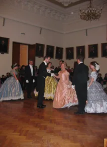 Mars 2009: Bal de la Francophonie par le Centre Culturel Français à la Mairie de IASI (Roumanie)