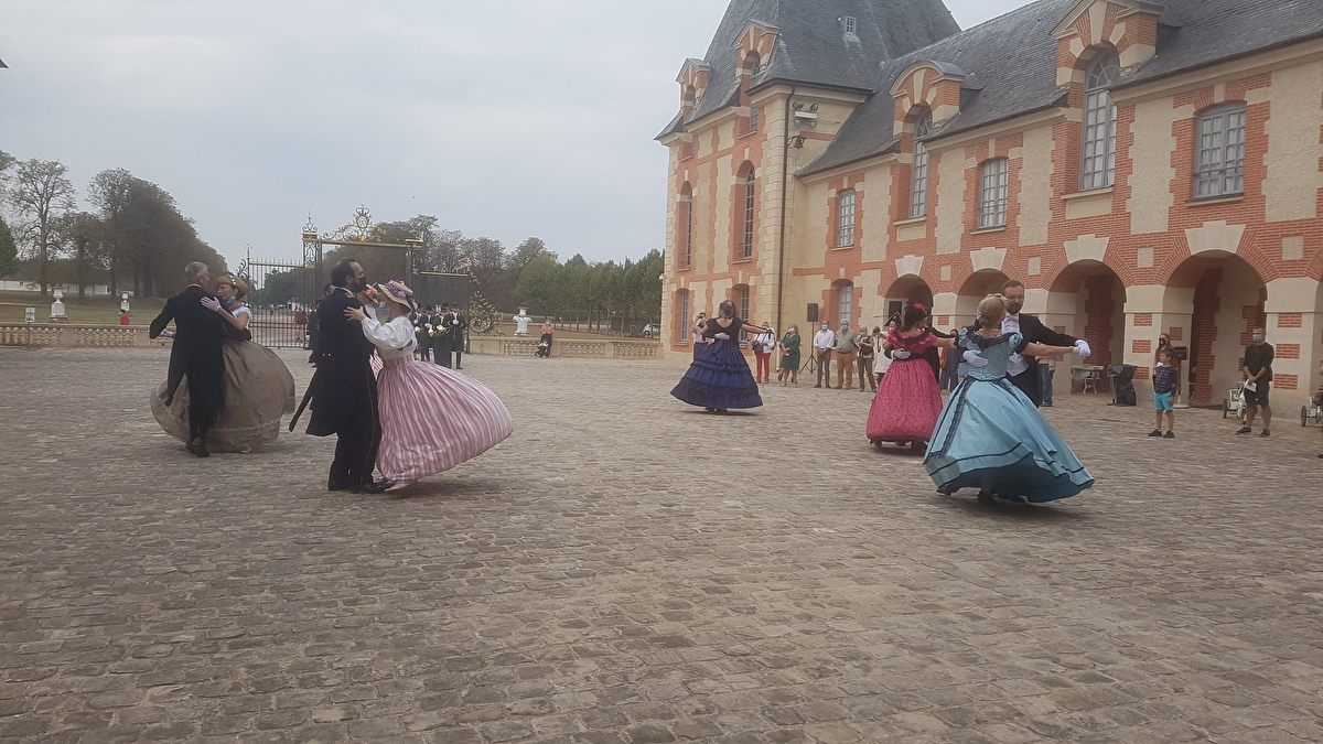 Château de Grosbois · galerie Carnet de Bals