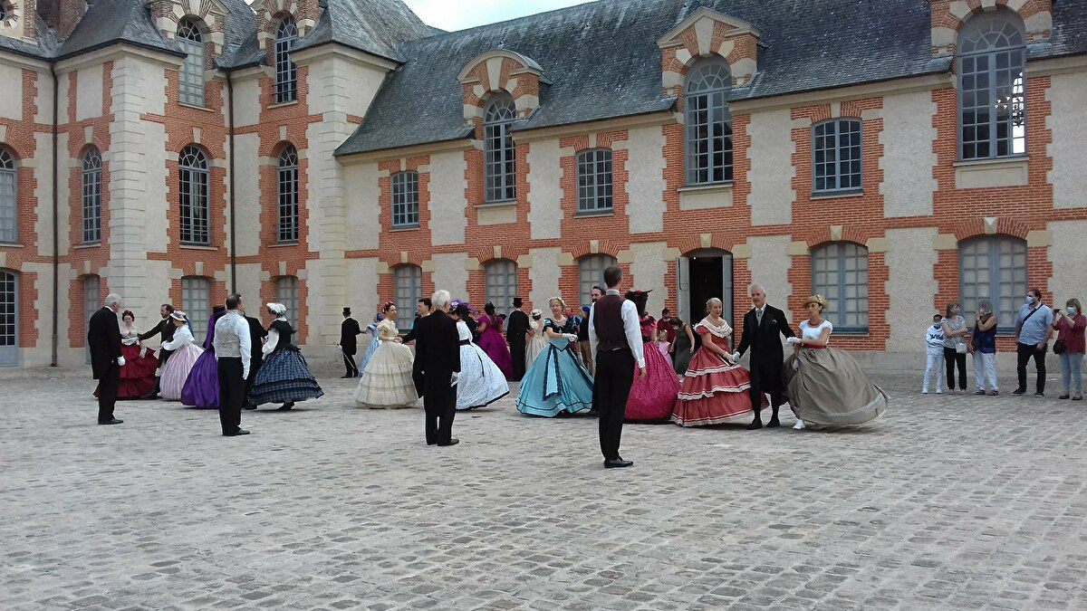 Château de Grosbois · galerie Carnet de Bals