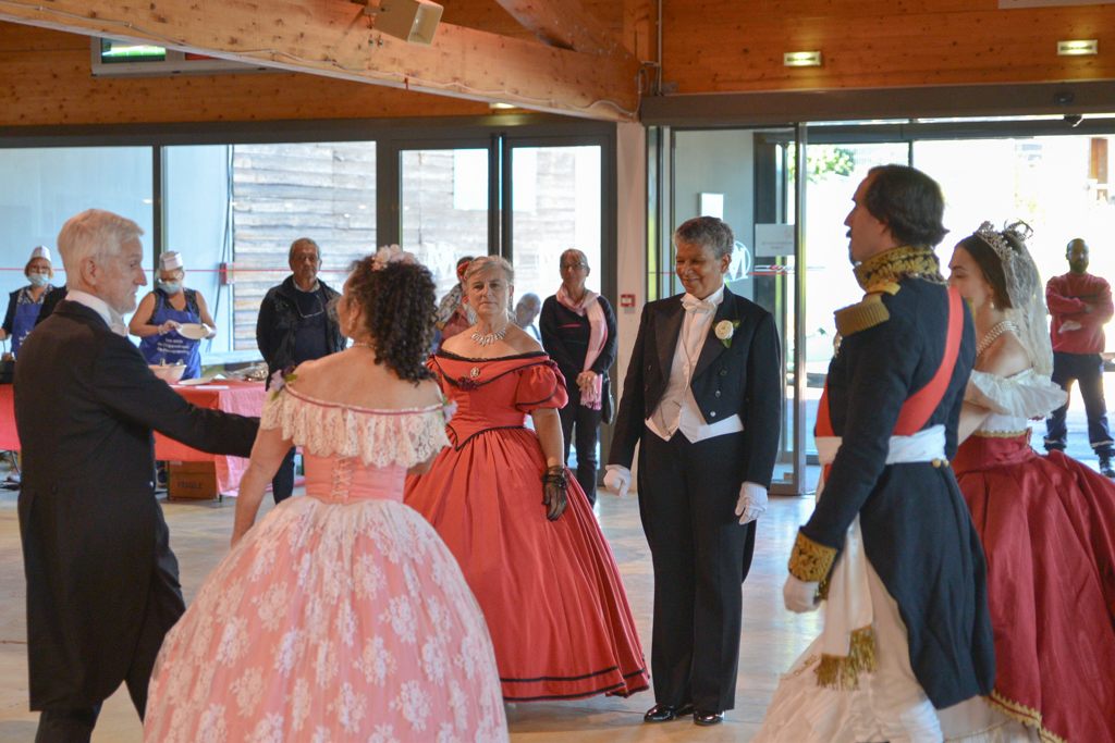 Hippodrome de Mauquenchy · galerie Carnet de Bals