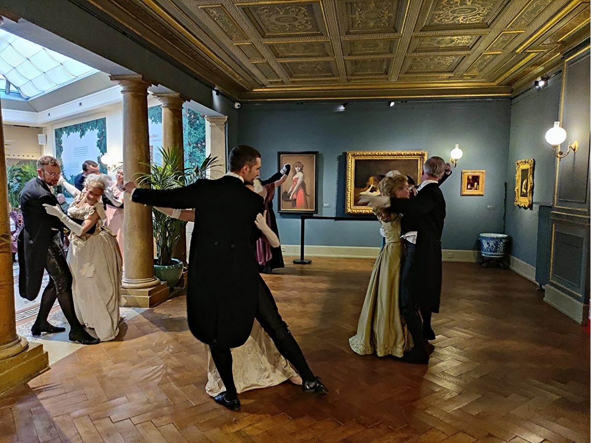 Musée Jean-Jacques Henner · galerie Carnet de Bals