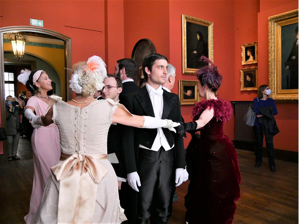 Musée Jean-Jacques Henner · galerie Carnet de Bals